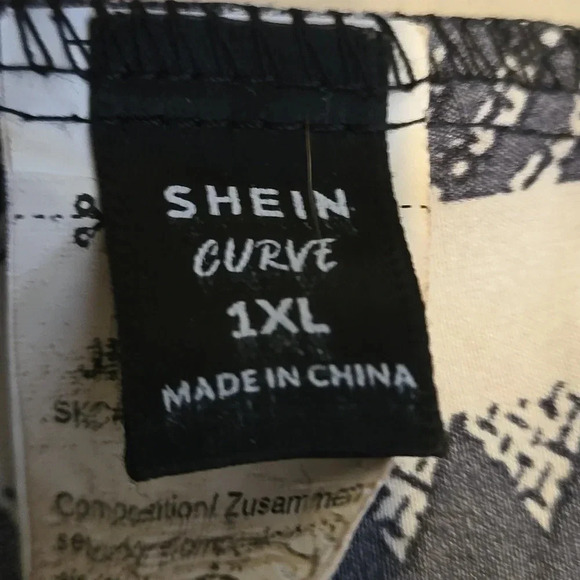 Shein Curve Black and White Striped Top with Spaghetti Straps Women size 1X - Picture 4 of 9